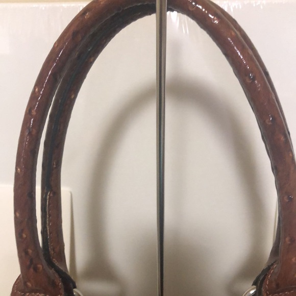 GUESS JOELLA tote bag. Faux Ostrich Embossed Leather. Rich brown shoulder bag. - Picture 4 of 16